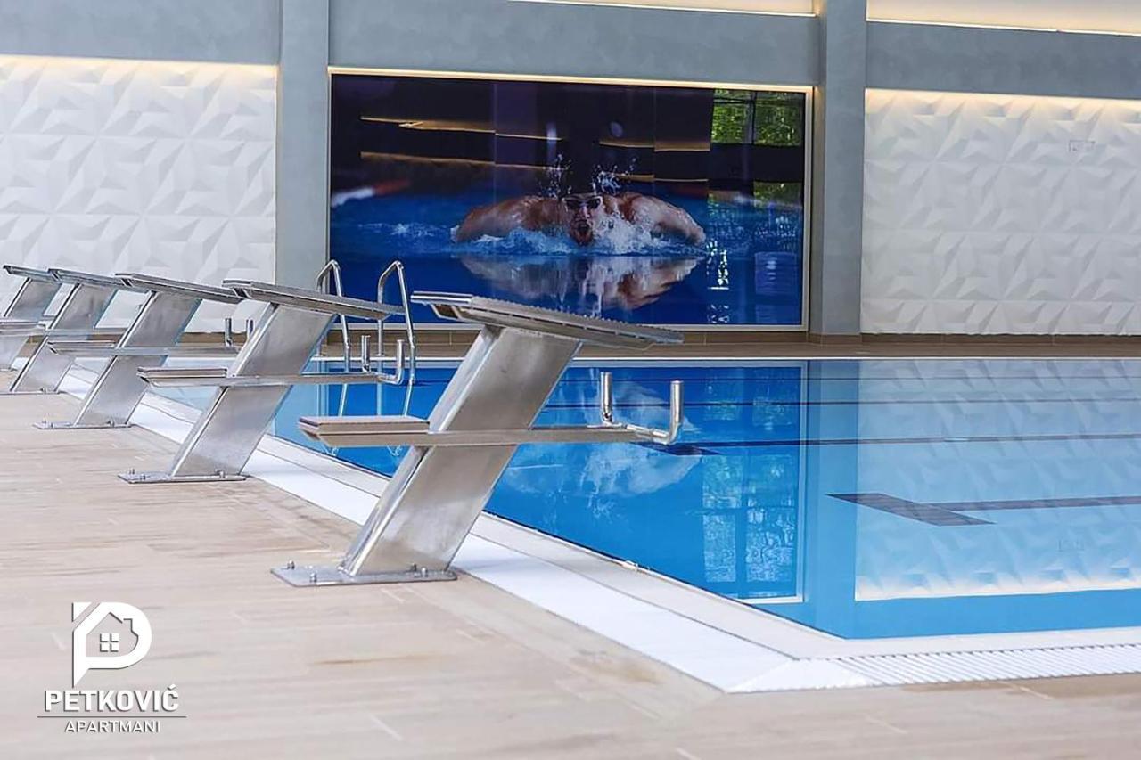 Petkovic Apartmani Studio32 Ягодина Экстерьер фото